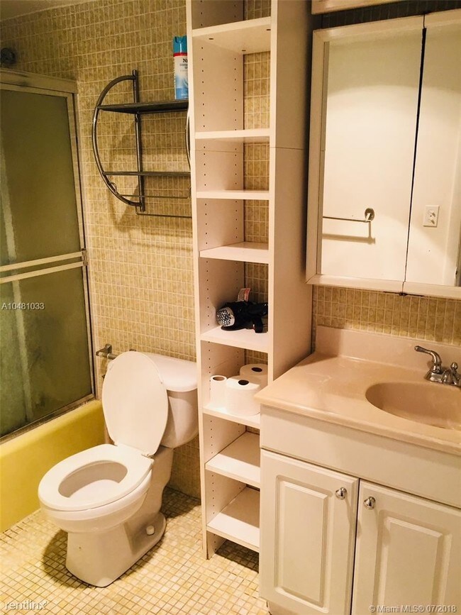 Foto del edificio - 365 Ocean Dr