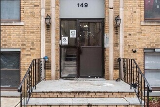 Building Photo - 149 Zabriskie St
