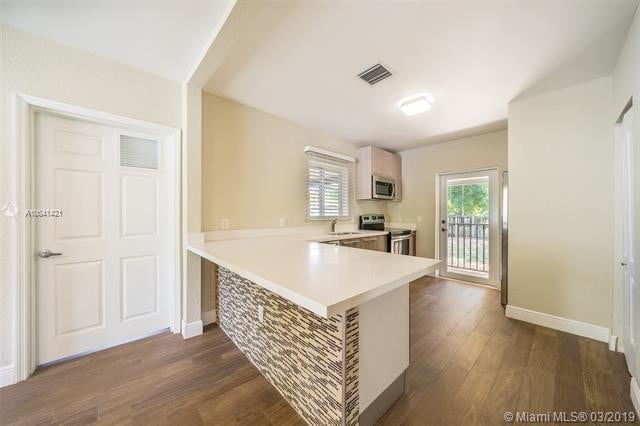 266 Nw 42nd St Miami Fl 33127 House For Rent In Primary Photo 266 Nw 42nd St