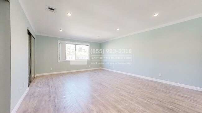 Foto del edificio - 1701 Scott Rd