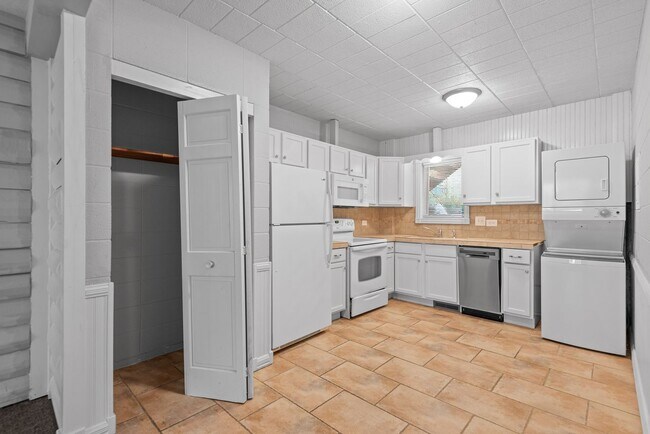 Foto del edificio - Great pet friendly 1 BR/1Bath  in St. Anth...