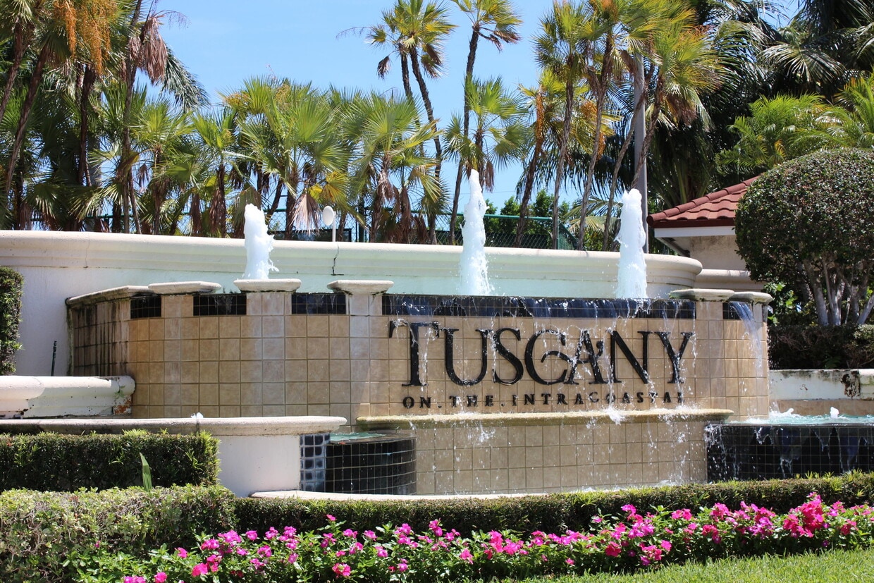 Primary Photo - 3302 Tuscany Way