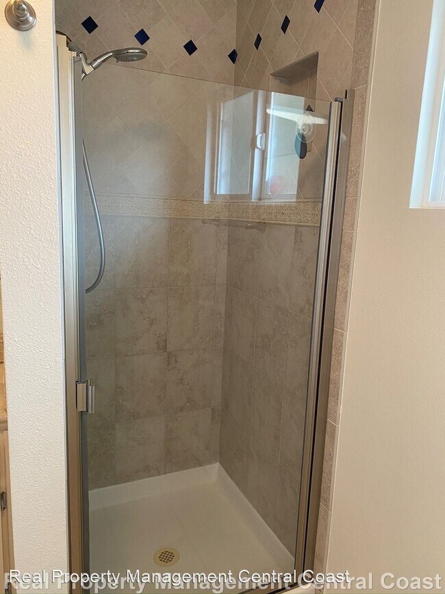 Foto del edificio - 3 br, 2 bath House - 272 Walnut Street