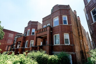 Building Photo - 2219 W Rice St