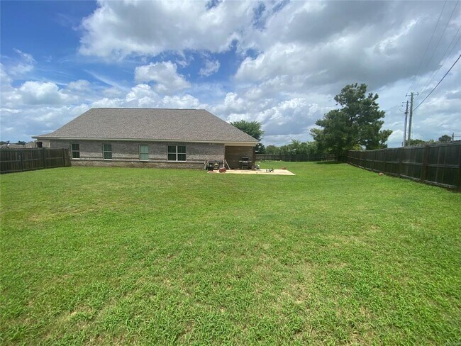 Foto del edificio - 8943 Braxton Ln