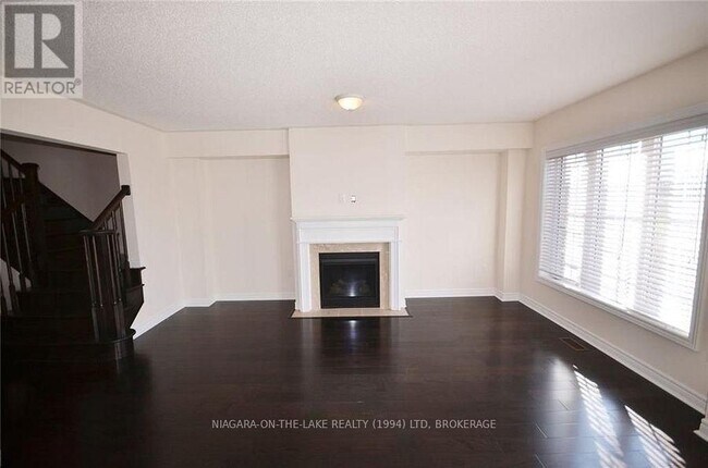 Photo du bâtiment - 62 Keith Cres