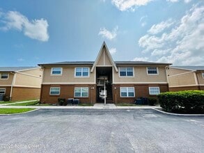 Building Photo - 216 Preston Ln