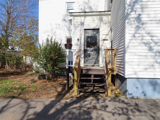 Building Photo - 46 Highland St