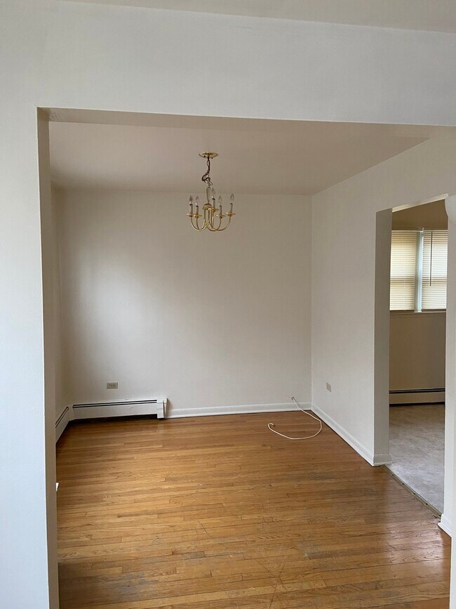 Foto del edificio - 8745 E Prairie Rd