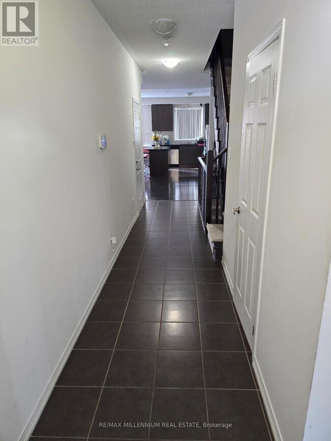 Photo du bâtiment - 92 Honeyview Trail