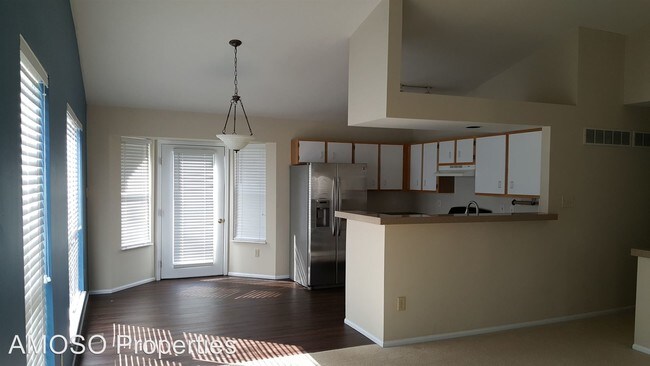 Building Photo - 214 Lazy Hollow Ct