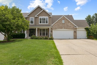 Building Photo - 683 Churchill Ln