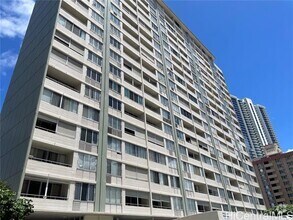 Building Photo - 780 Amana St