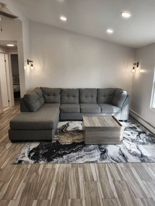 Building Photo - 13 Beth Mor Rd