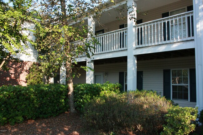 Foto del edificio - 1406 Willoughby Park Ct