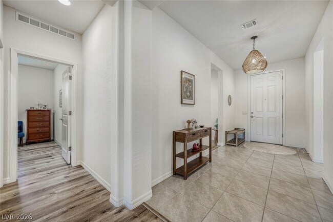 Foto del edificio - 10594 Skye Arroyo Ave