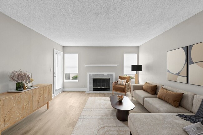 Interior Photo - Live Elevated at Skyland Pointe – Tuscaloo...