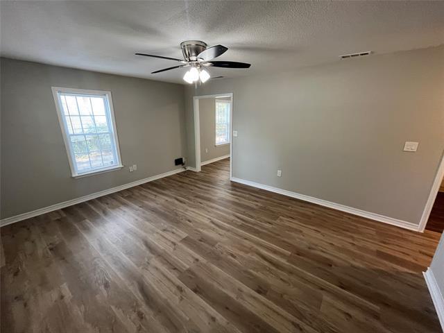 Building Photo - 712 Dewberry St