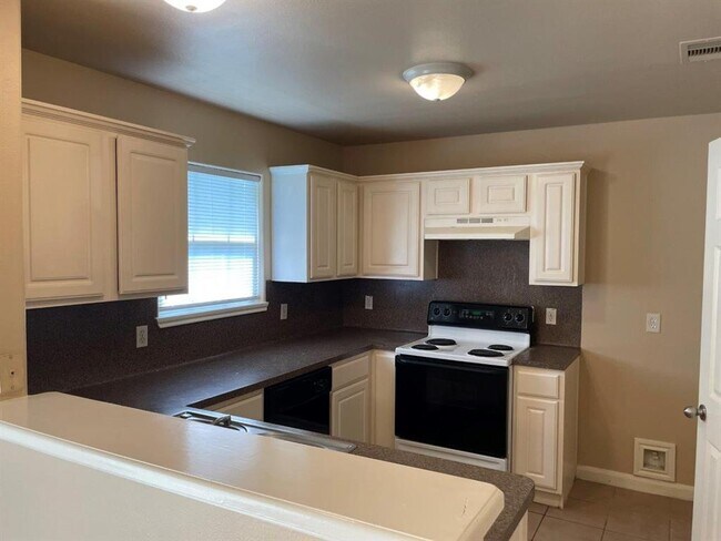 Building Photo - 11810 Greenshire Dr