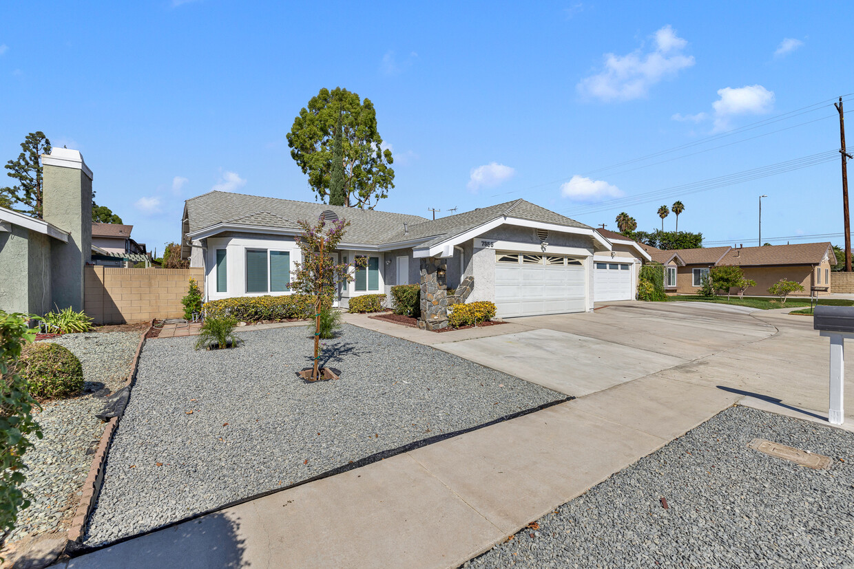 Primary Photo - 7555 Bovey Ave