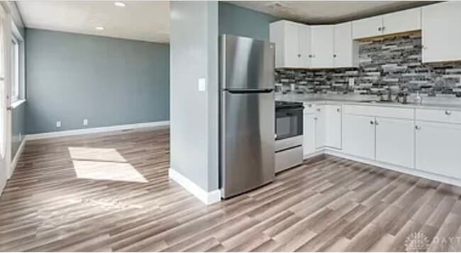 Photo - 1621 Linnbrook Dr House