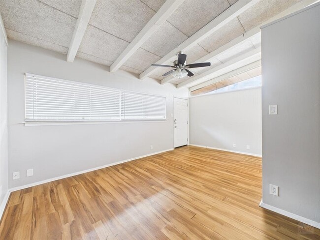 Building Photo - 2404 Longview St