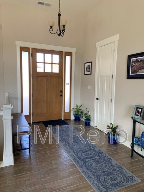 Building Photo - 3830 S Folsom Dr