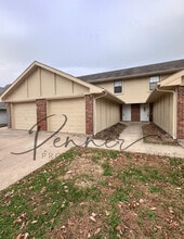 Building Photo - 18905 Lexington Rd