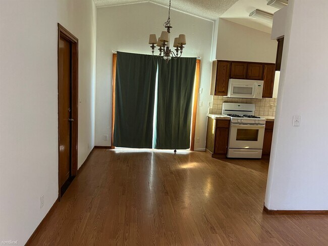 Foto del edificio - 3 br, 2 bath House - 2252 Teakwood Way