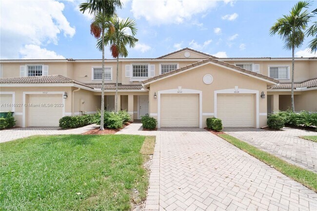 Building Photo - 3 br, 2.5 bath House - 5930 Abbey Rd
