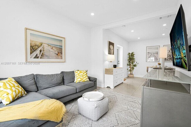 Foto del edificio - 570 NW 48th St