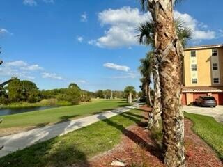 Foto del edificio - 4190 Gator Greens Way