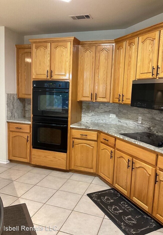 Building Photo - 3 br, 2 bath House - 100 W Running Wolf Trail
