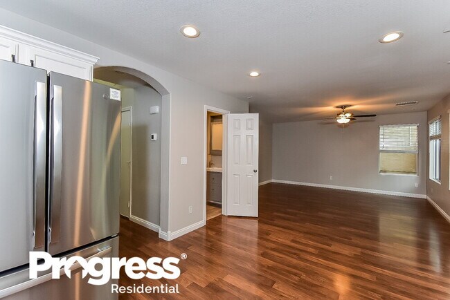 Foto del edificio - 9510 Grandview Spring Ave