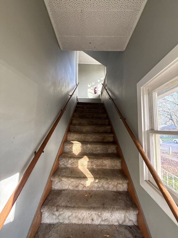 Foto del edificio - 635 Thompson Ave NE