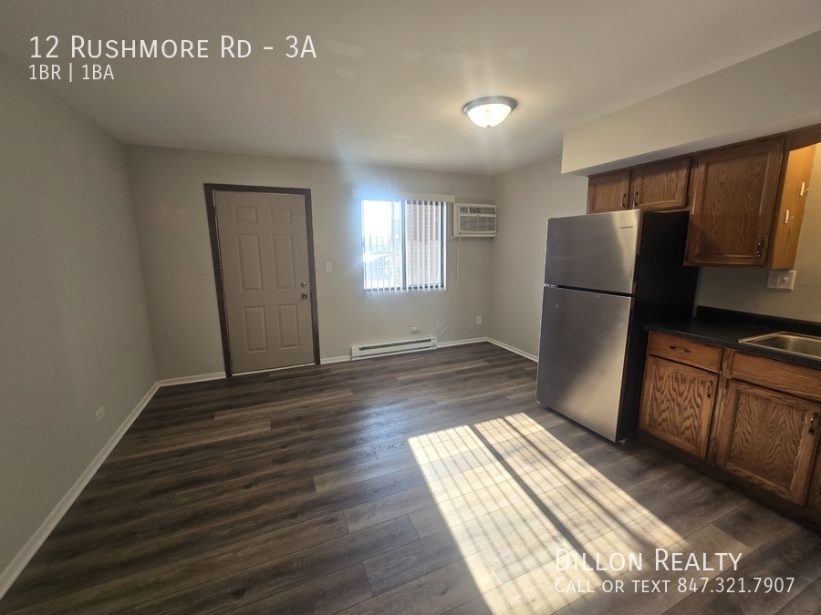 Primary Photo - 12 Rushmore Rd