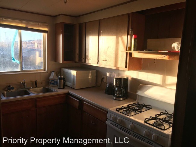 Building Photo - 3 br, 1 bath House - 3939 Echeta Rd