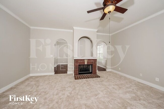 Building Photo - 4657 Nicholas Dr