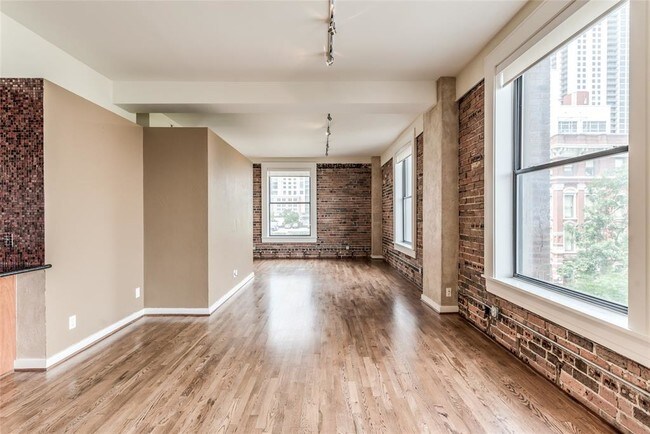 Foto del edificio - 915 Franklin St