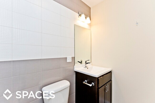 Foto del edificio - 4053 N Leavitt St