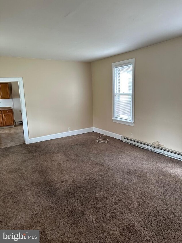 20 E Portland St Unit 1ST FLOOR, Mechanicsburg, PA 17055 Room for
