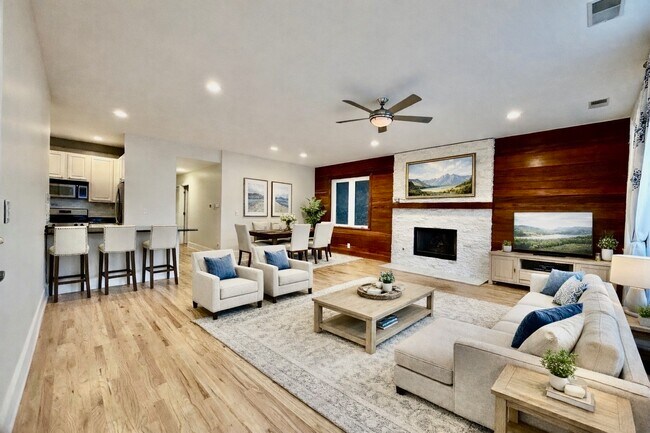 Foto del edificio - 3015 N Ashland Ave