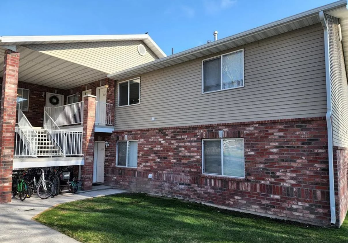 Primary Photo - 2 Bed 1 Bath Condo in Rexburg Idaho - Unit...