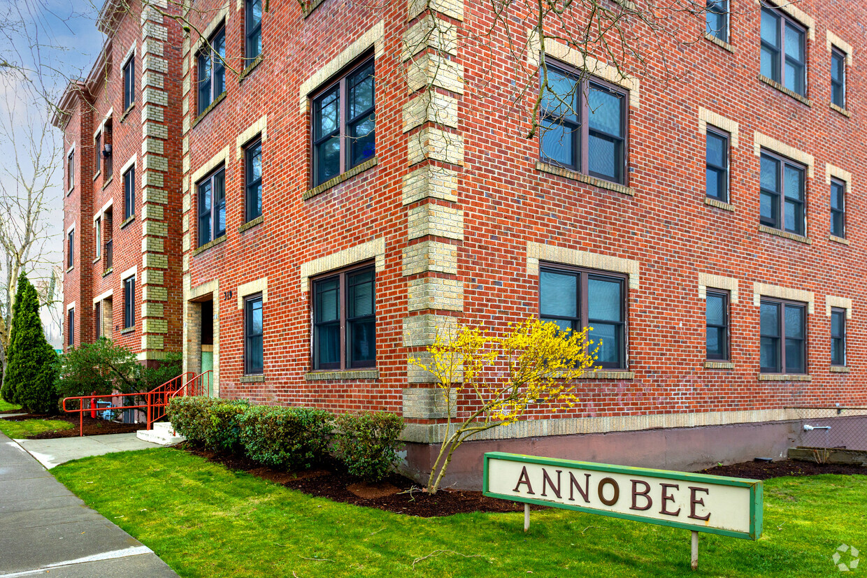 Primary Photo - Annobee Apartments