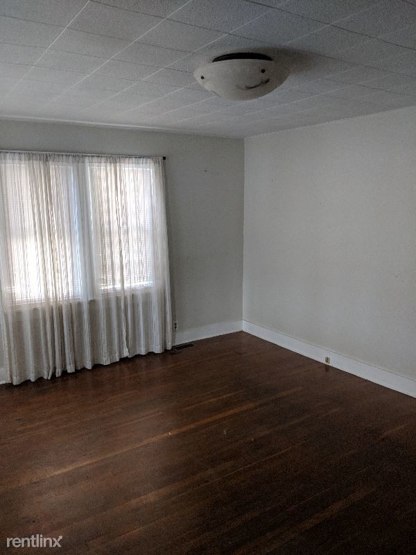 Building Photo - 2 br, 1 bath House - 1161 E. Bennett