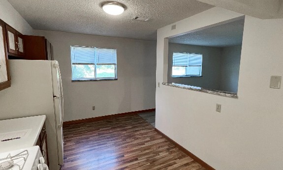 Foto del edificio - Anndell Park Apartments
