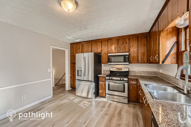 Building Photo - 364 Pine Trail, Canton, GA, 30115