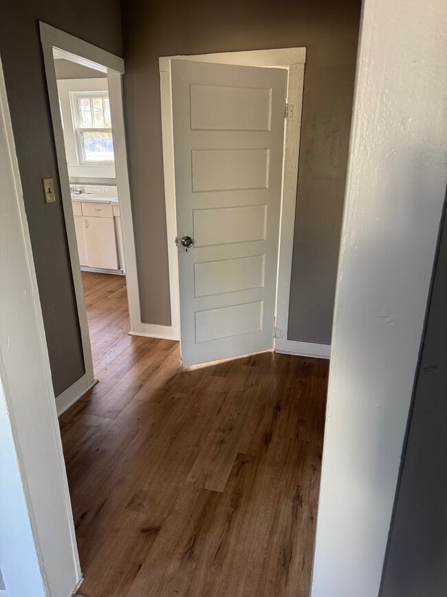 Foto del edificio - 2931 Gurnee Ave