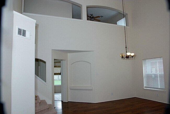 Foto del edificio - 10122 Caldera Canyon Dr