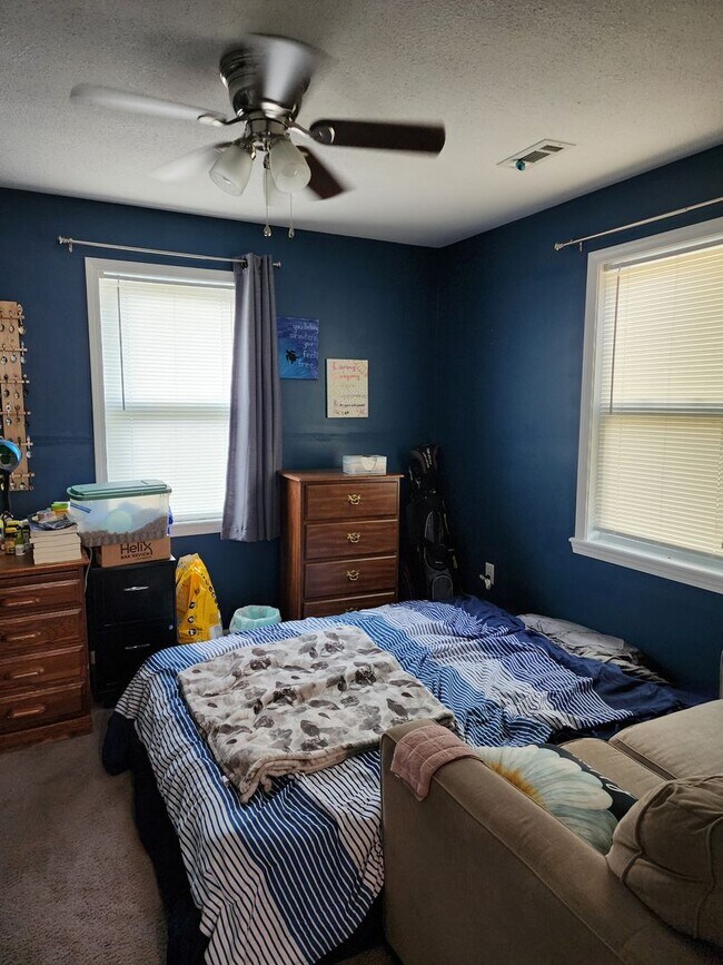Foto del edificio - Charming 2 bed 1 bath home